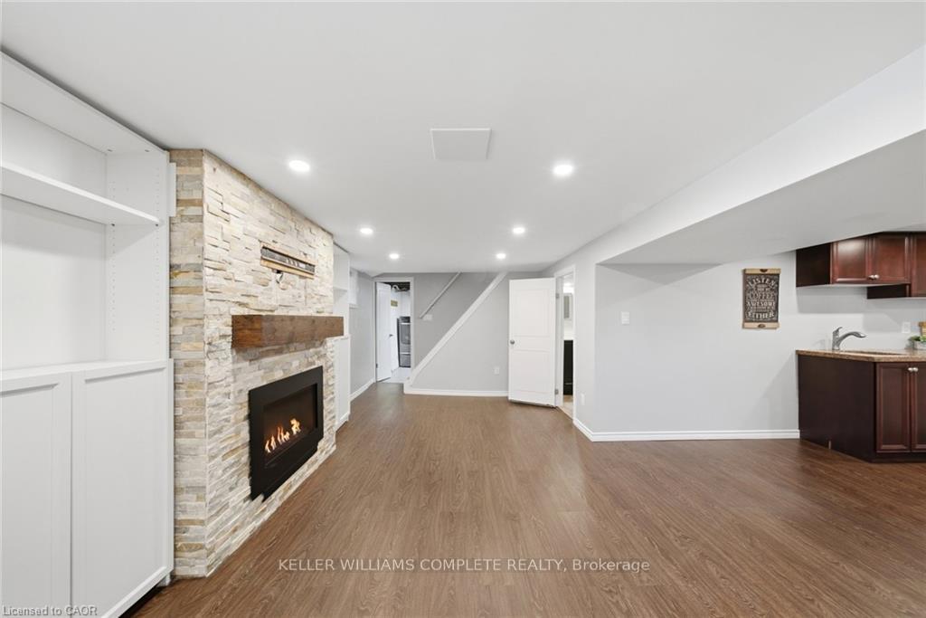 Photo 34 of 143 Huxley Avenue S, Hamilton, Delta — HOMEH