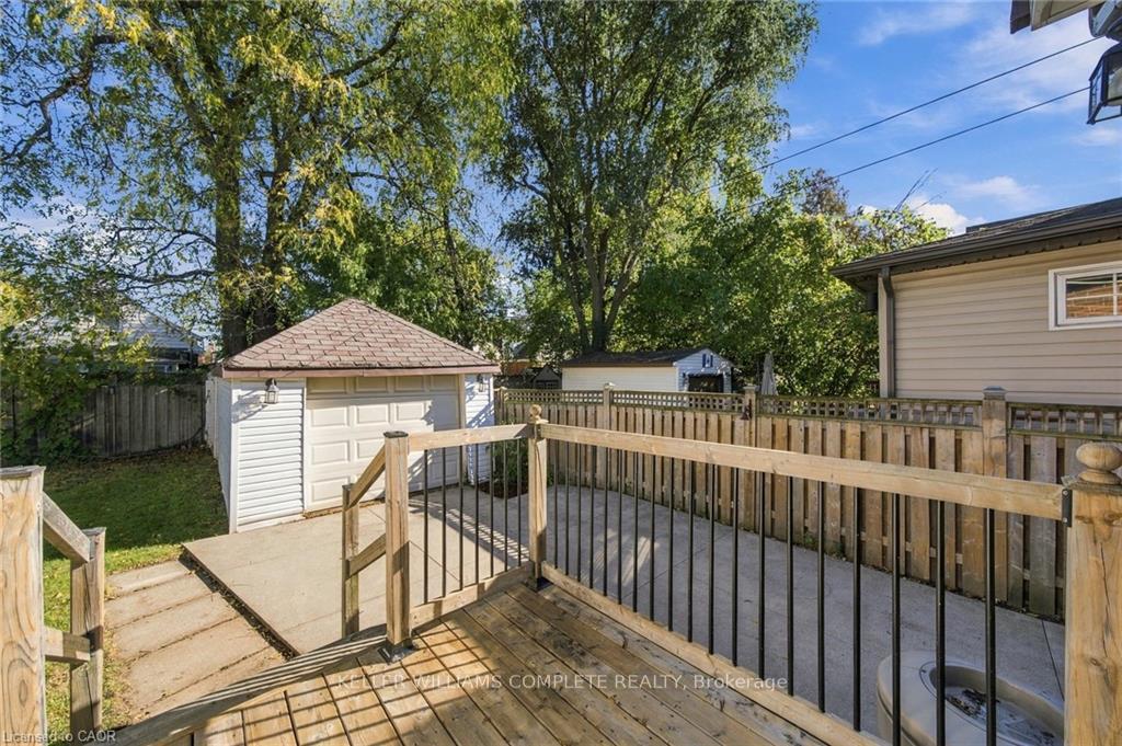 Photo 42 of 143 Huxley Avenue S, Hamilton, Delta — HOMEH