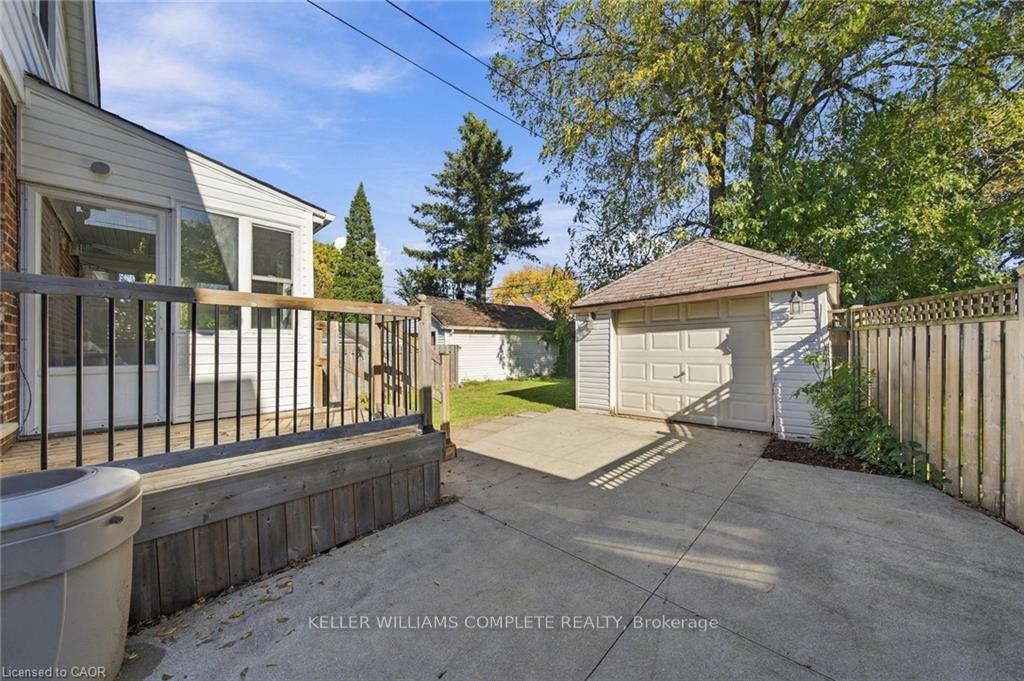 Photo 43 of 143 Huxley Avenue S, Hamilton, Delta — HOMEH