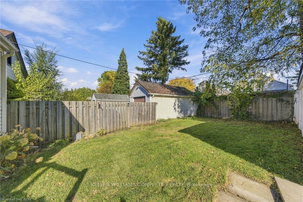 Photo 44 of 143 Huxley Avenue S, Hamilton, Delta — HOMEH