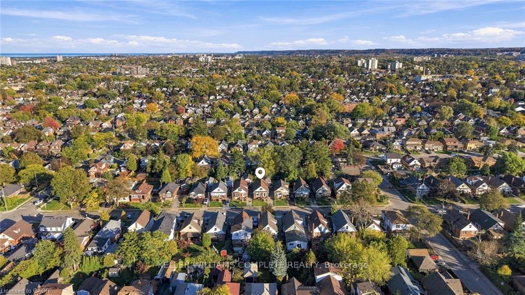 Photo 50 of 143 Huxley Avenue S, Hamilton, Delta — HOMEH