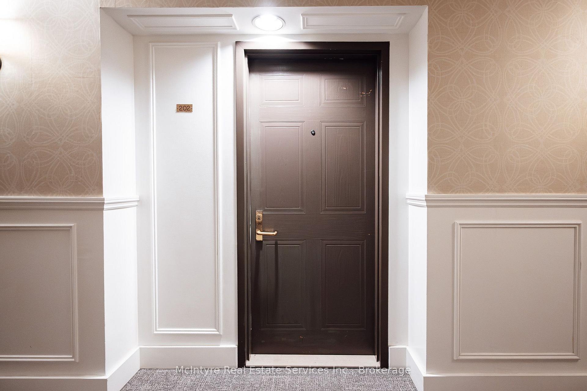 Photo 5 of Unit 202, 265 Westcourt Place, Waterloo, Downtown Waterloo — HOMEH
