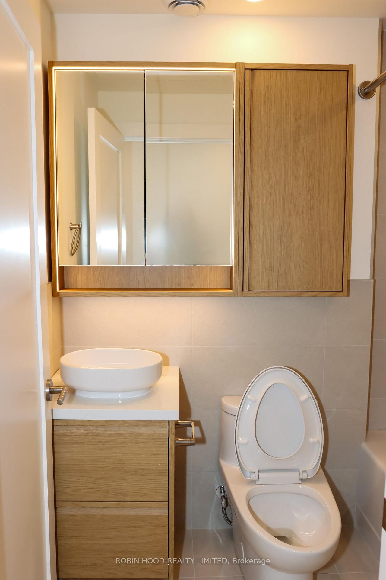 Photo 11 of Unit 4, 247 Pacific Avenue, Toronto, High Park North — HOMEH