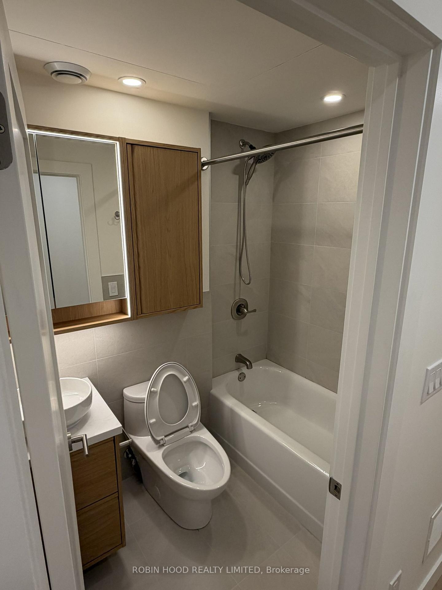 Photo 12 of Unit 4, 247 Pacific Avenue, Toronto, High Park North — HOMEH