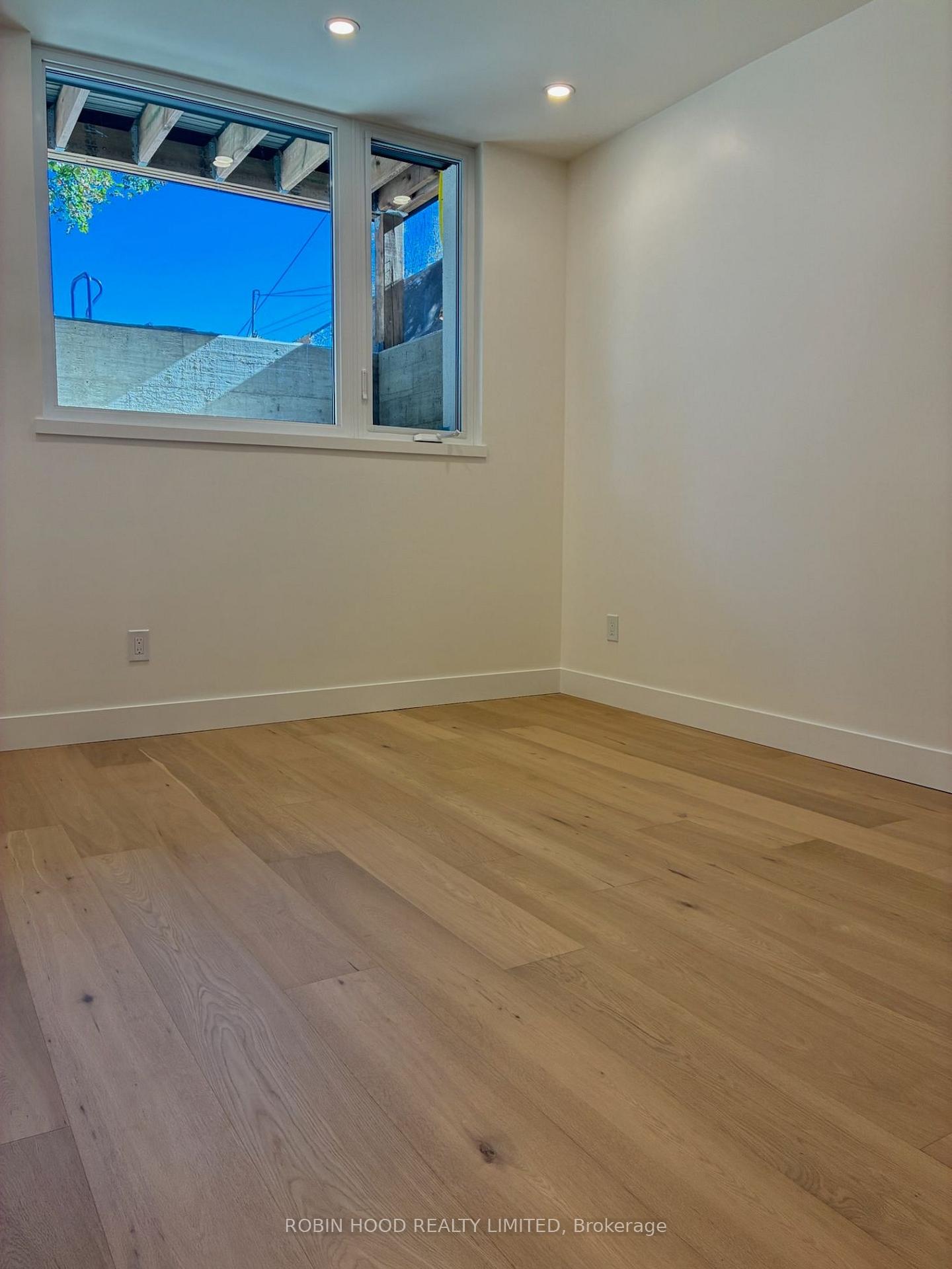 Photo 22 of Unit 4, 247 Pacific Avenue, Toronto, High Park North — HOMEH