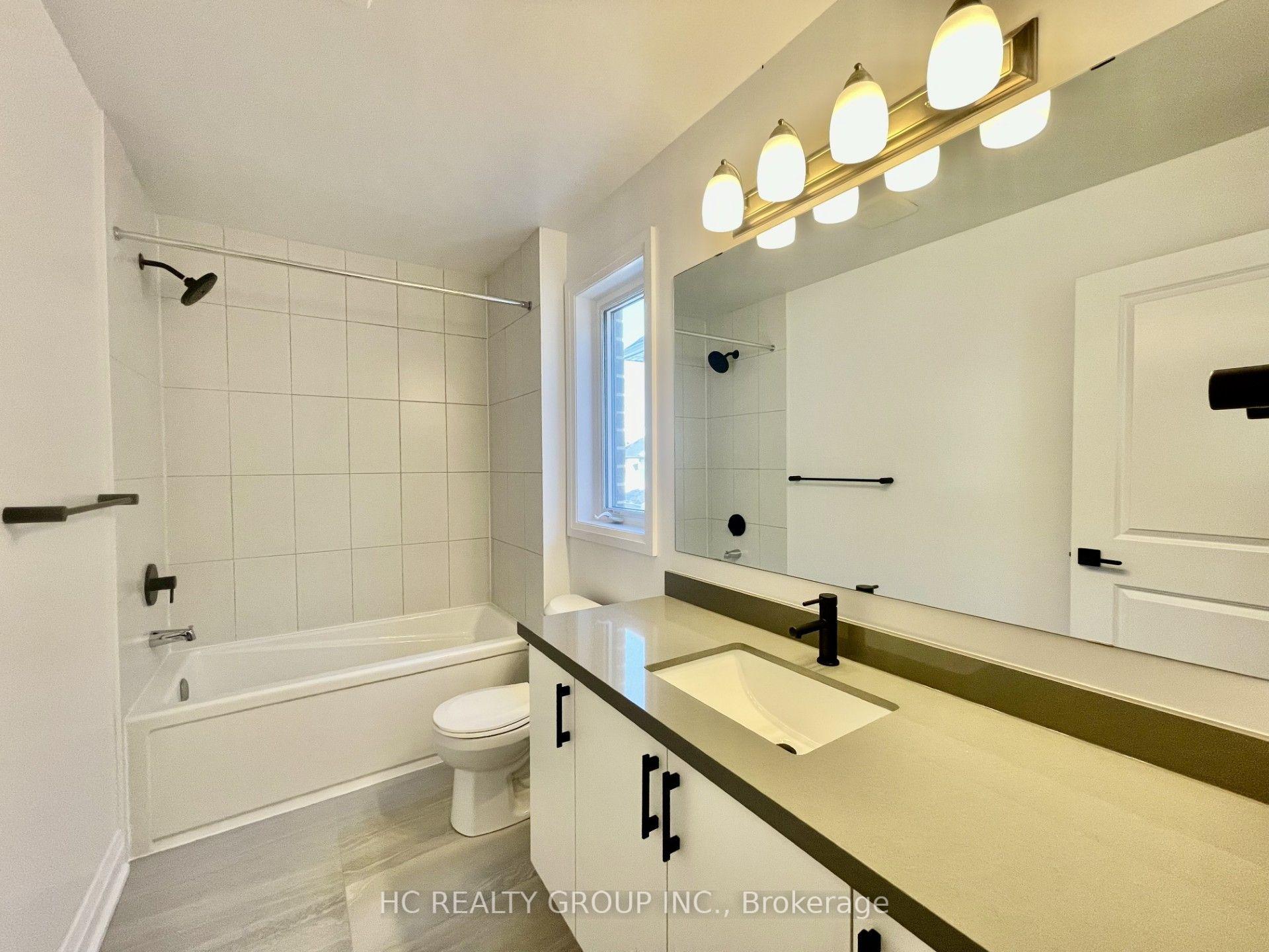 Photo 17 of Unit Upper, 19 Gateway Drive, Barrie, Rural Barrie Southeast — HOMEH