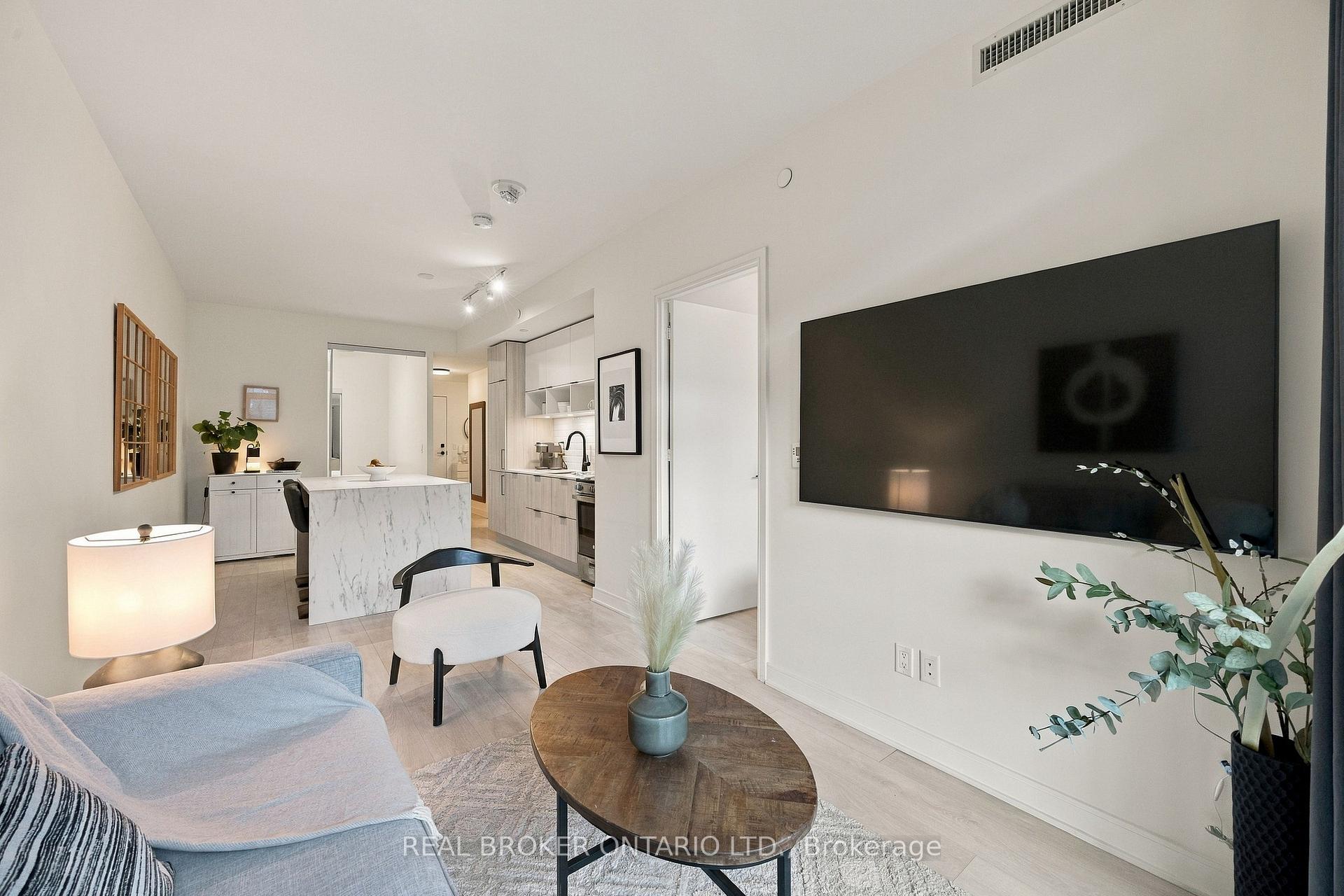 Photo 2 of Unit S353, 35 Rolling Mills Road, Toronto, Waterfront Communities — HOMEH