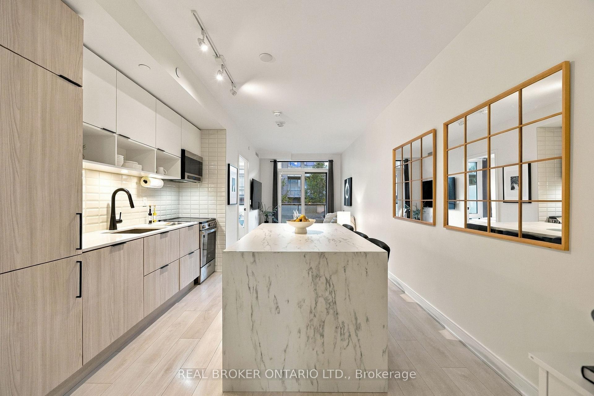 Photo 8 of Unit S353, 35 Rolling Mills Road, Toronto, Waterfront Communities — HOMEH