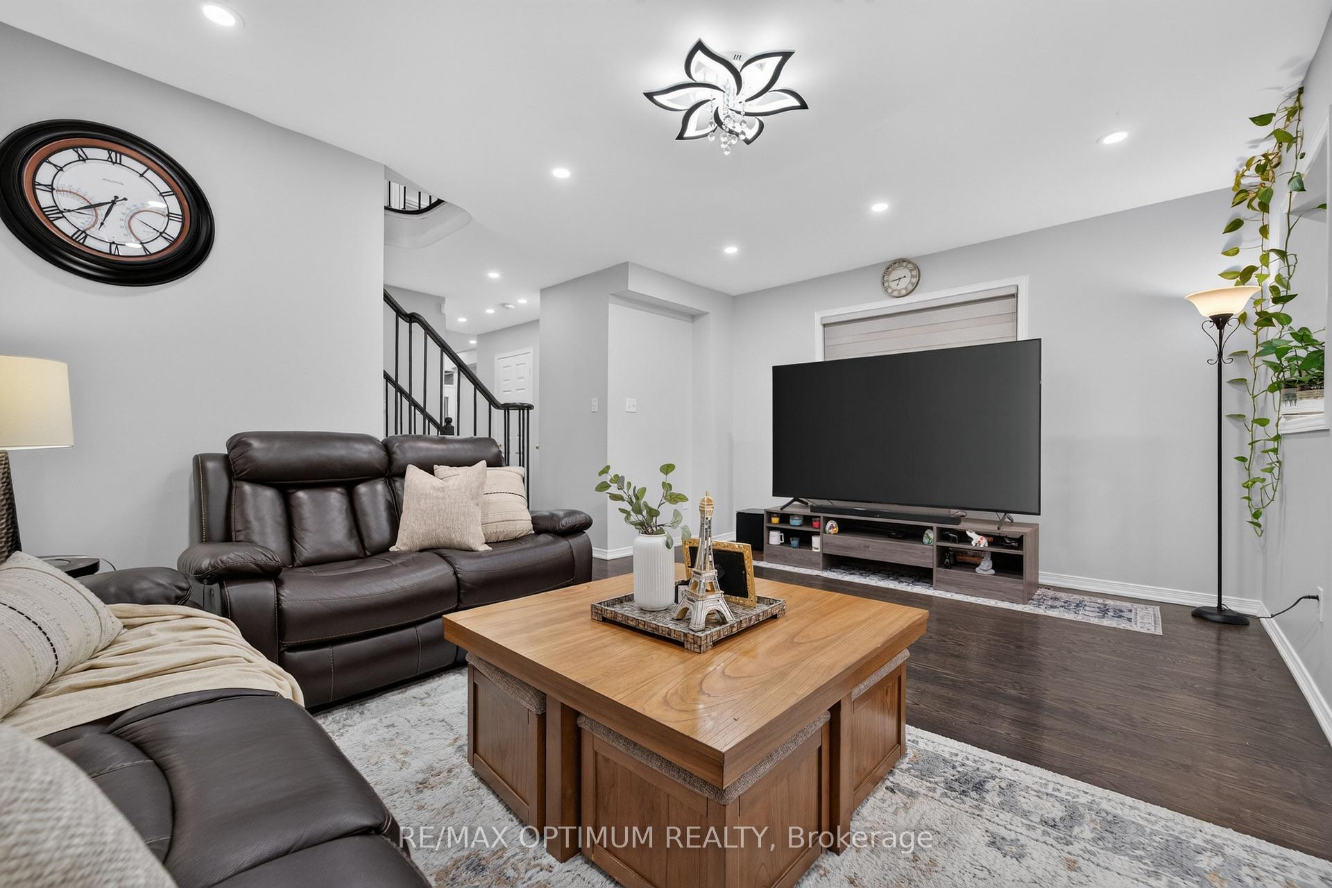 Photo 10 of 120 Zia Dodda Crescent, Brampton, Bram East — HOMEH