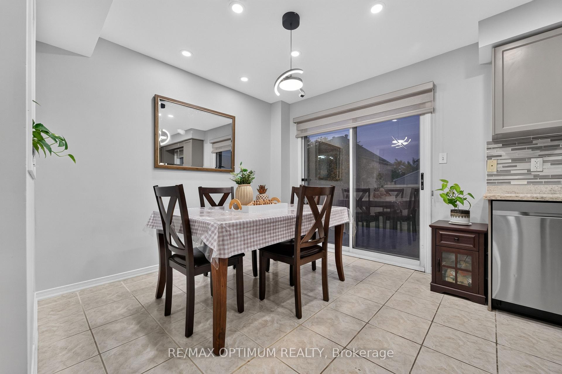 Photo 11 of 120 Zia Dodda Crescent, Brampton, Bram East — HOMEH
