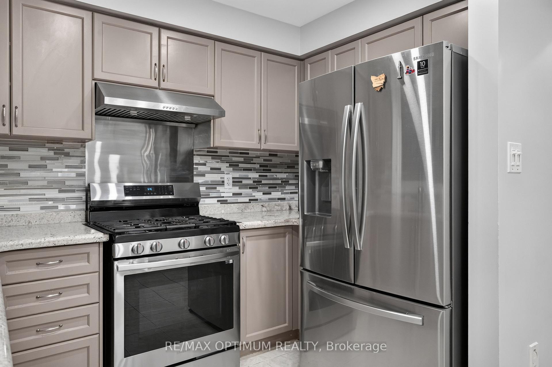 Photo 17 of 120 Zia Dodda Crescent, Brampton, Bram East — HOMEH