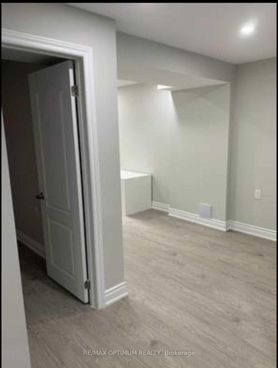 Photo 37 of 120 Zia Dodda Crescent, Brampton, Bram East — HOMEH