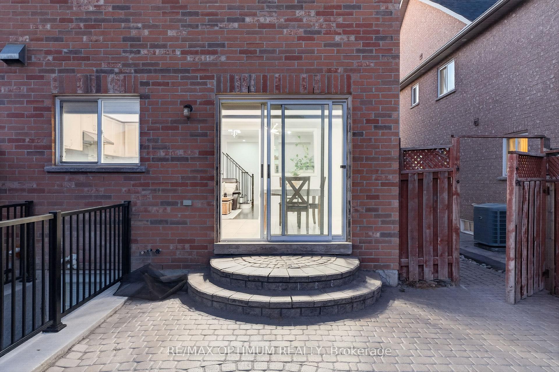 Photo 41 of 120 Zia Dodda Crescent, Brampton, Bram East — HOMEH