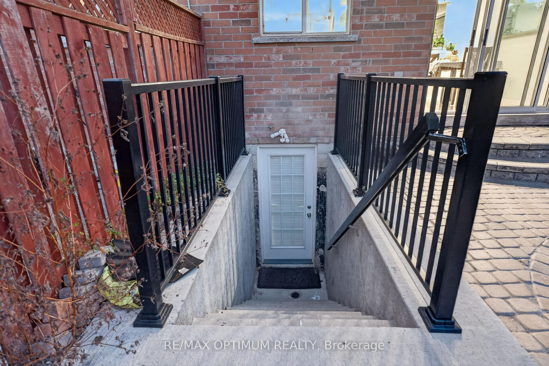 Photo 42 of 120 Zia Dodda Crescent, Brampton, Bram East — HOMEH