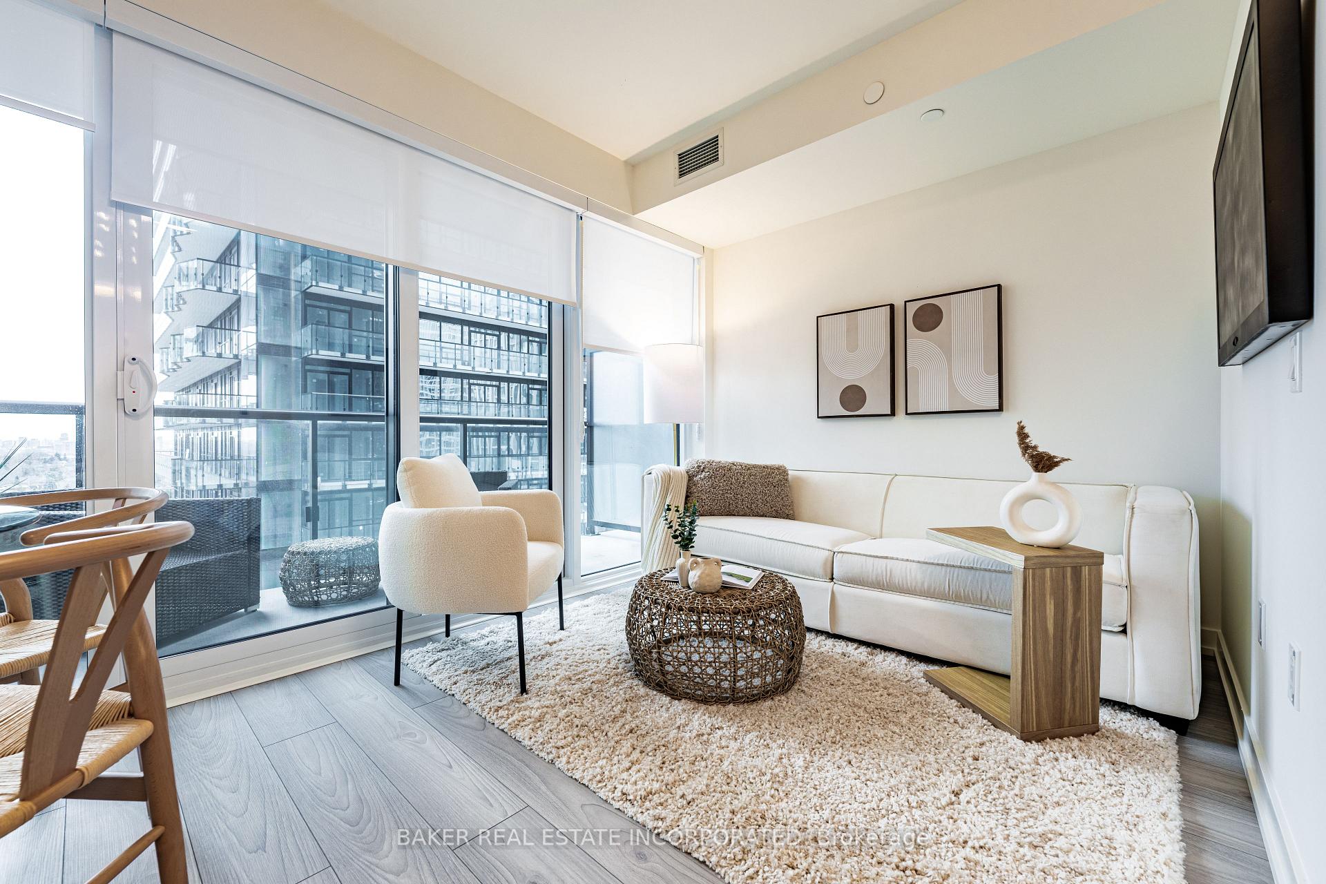 Photo 1 of Unit 1112, 223 Redpath Avenue, Toronto, Mount Pleasant West — HOMEH