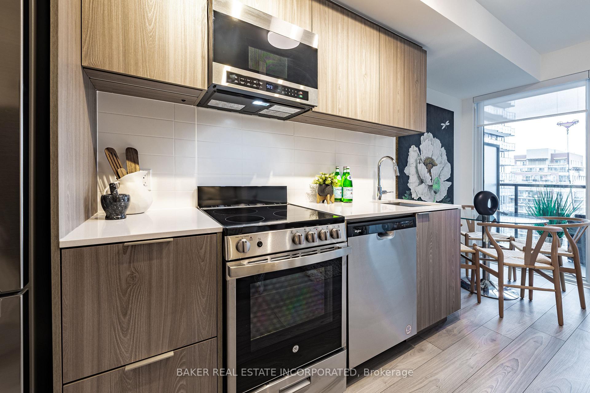Photo 21 of Unit 1112, 223 Redpath Avenue, Toronto, Mount Pleasant West — HOMEH