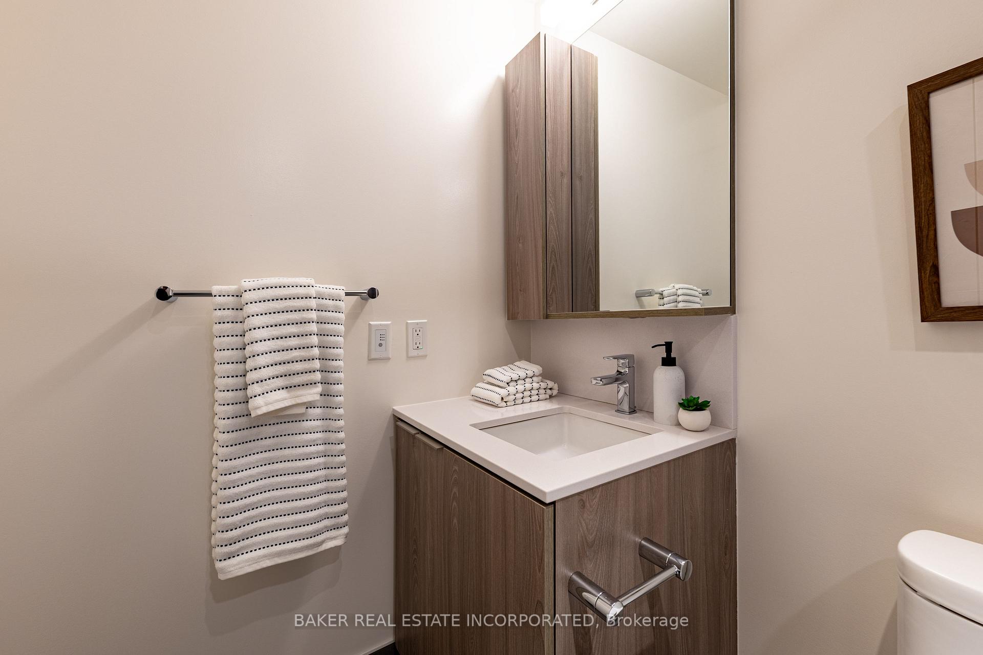 Photo 24 of Unit 1112, 223 Redpath Avenue, Toronto, Mount Pleasant West — HOMEH