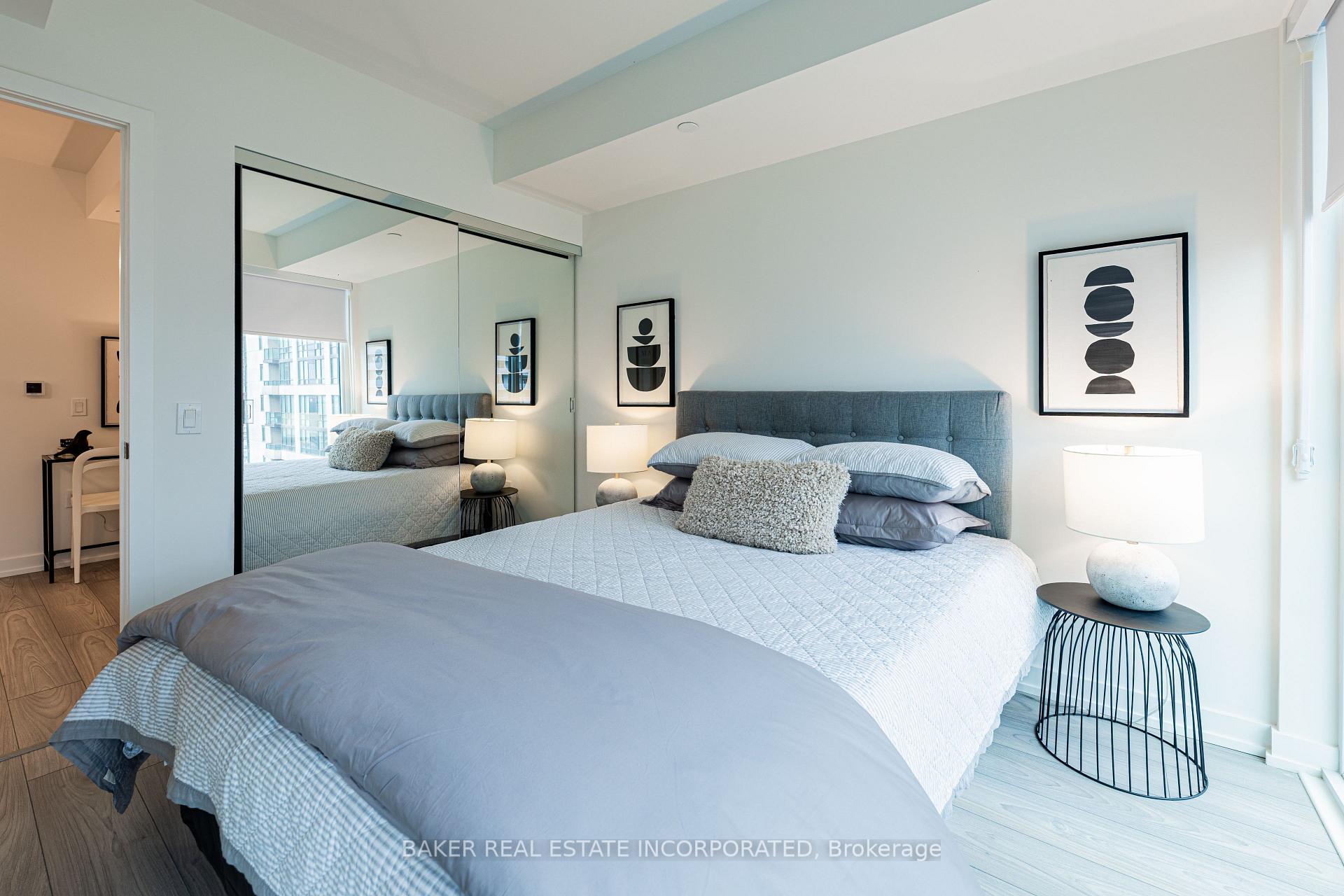 Photo 8 of Unit 1607, 223 Redpath Avenue, Toronto, Mount Pleasant West — HOMEH