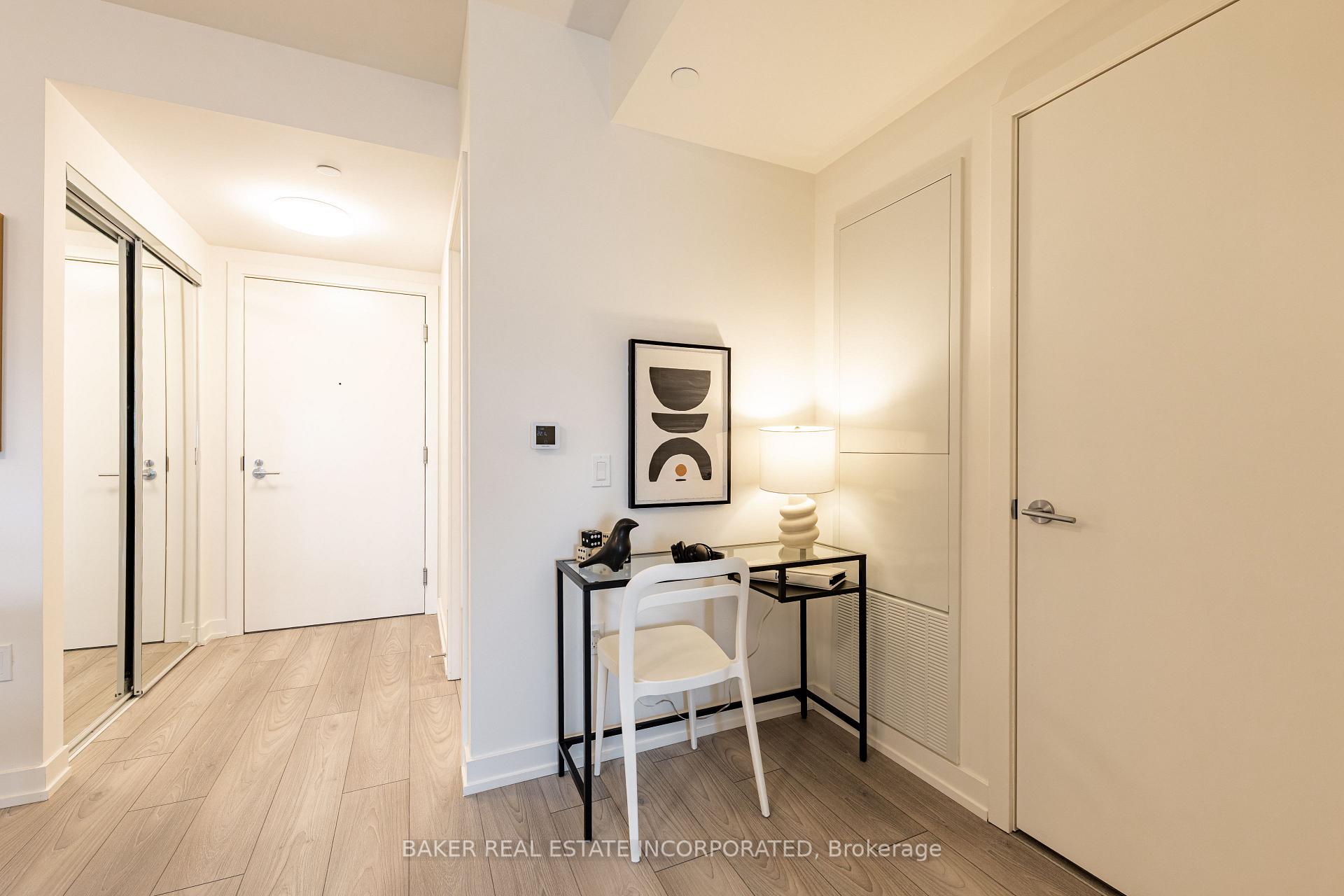 Photo 14 of Unit 1607, 223 Redpath Avenue, Toronto, Mount Pleasant West — HOMEH