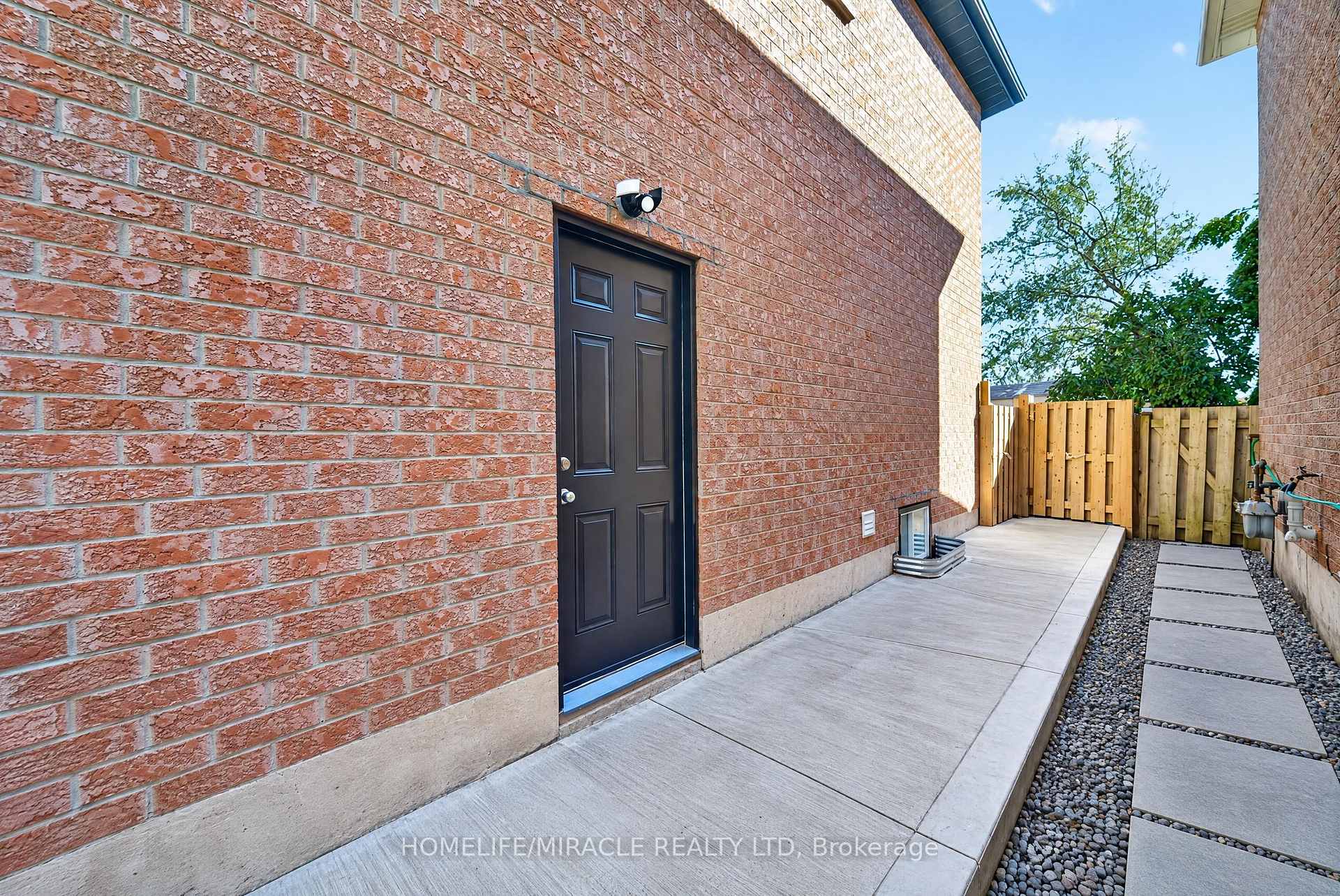 Photo 46 of 3034 Runcorn Row, Mississauga, Meadowvale — HOMEH