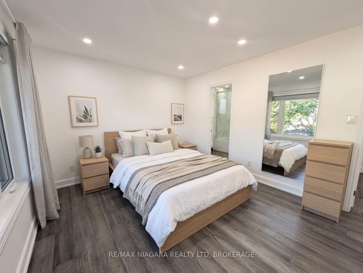 Photo 11 of 2474 Bridge Road, Oakville, West — HOMEH