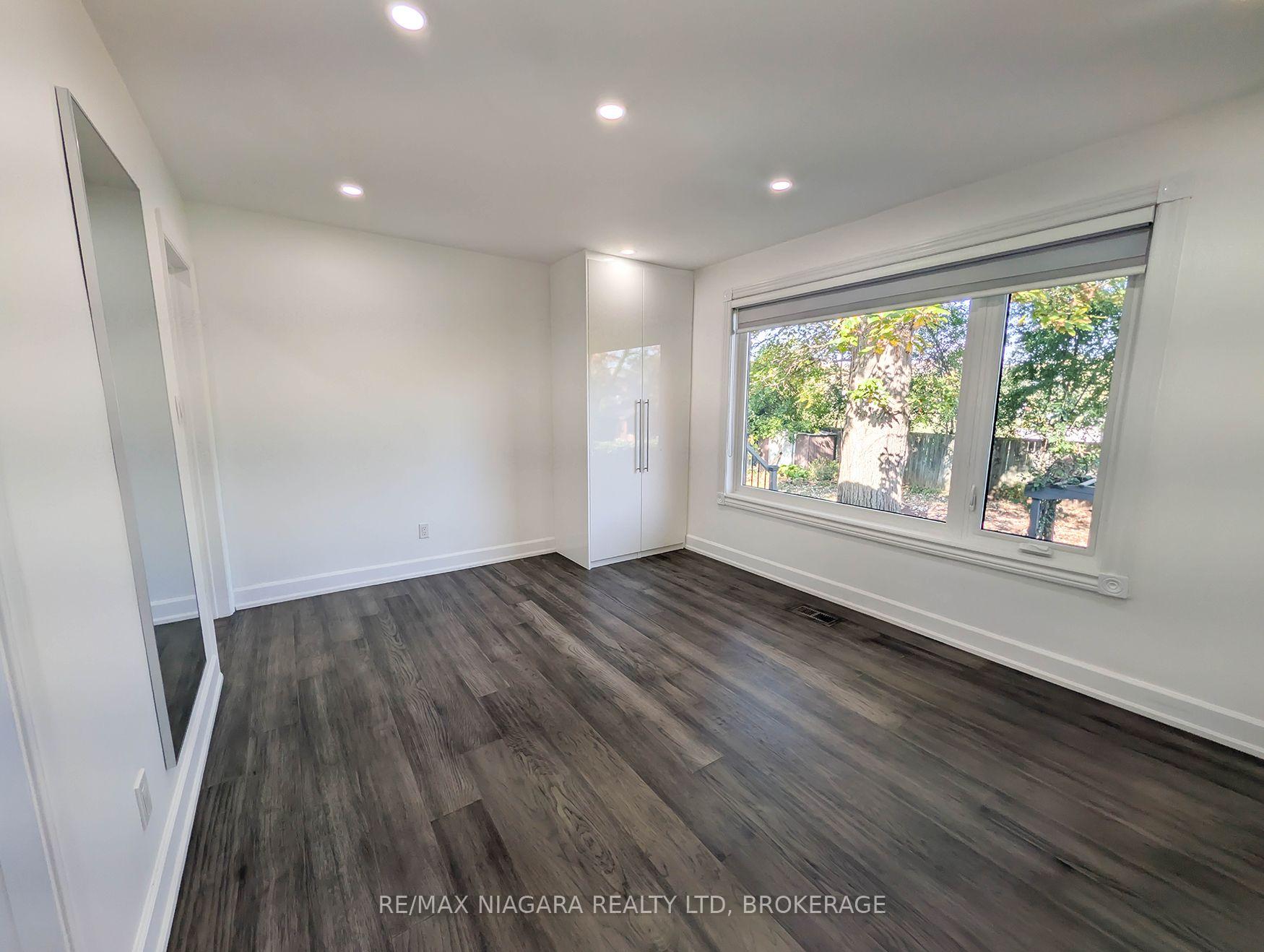 Photo 13 of 2474 Bridge Road, Oakville, West — HOMEH
