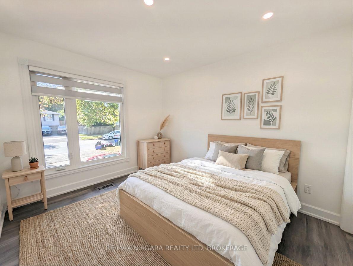 Photo 18 of 2474 Bridge Road, Oakville, West — HOMEH