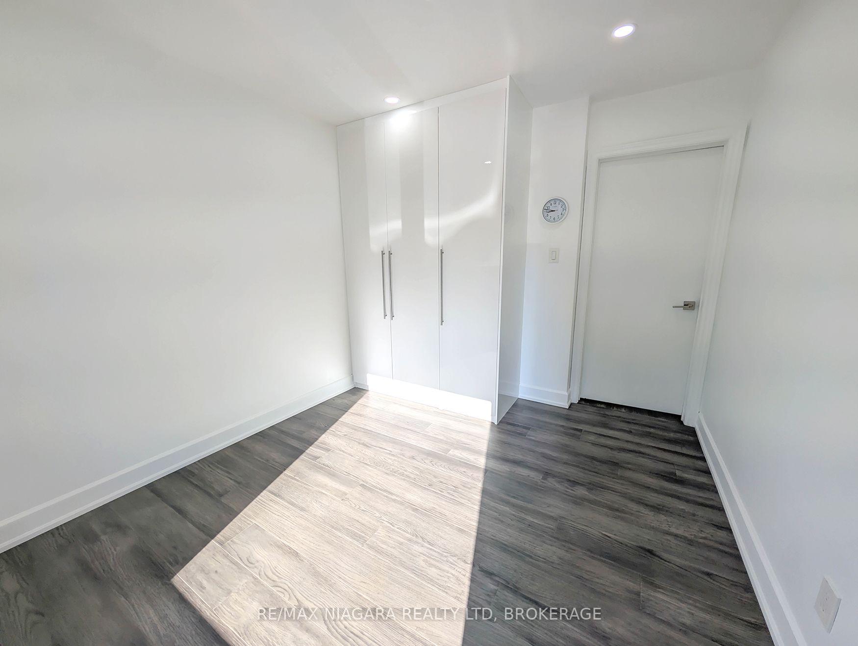 Photo 23 of 2474 Bridge Road, Oakville, West — HOMEH