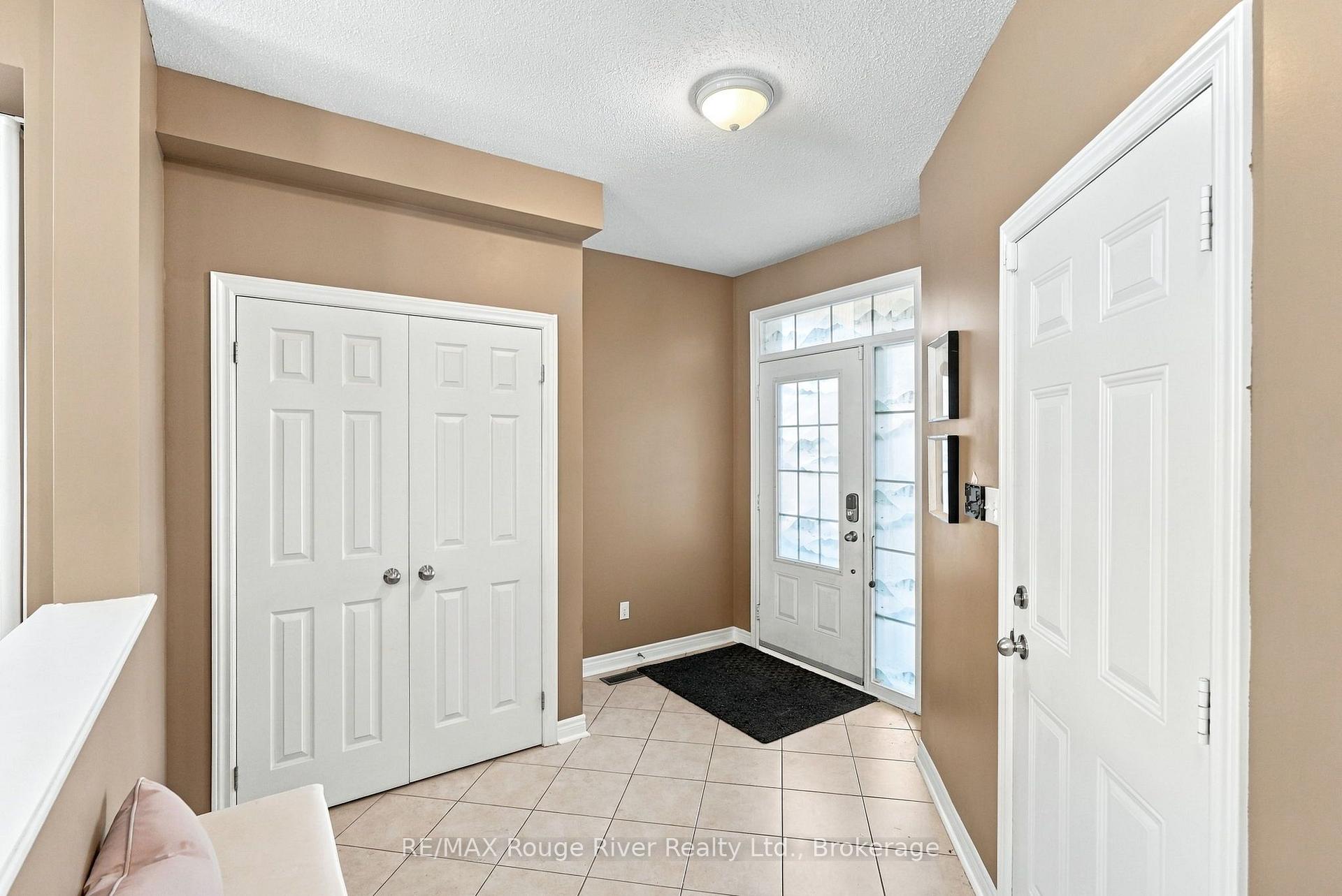 Photo 3 of 460 West Scugog Lane, Clarington, Bowmanville — HOMEH