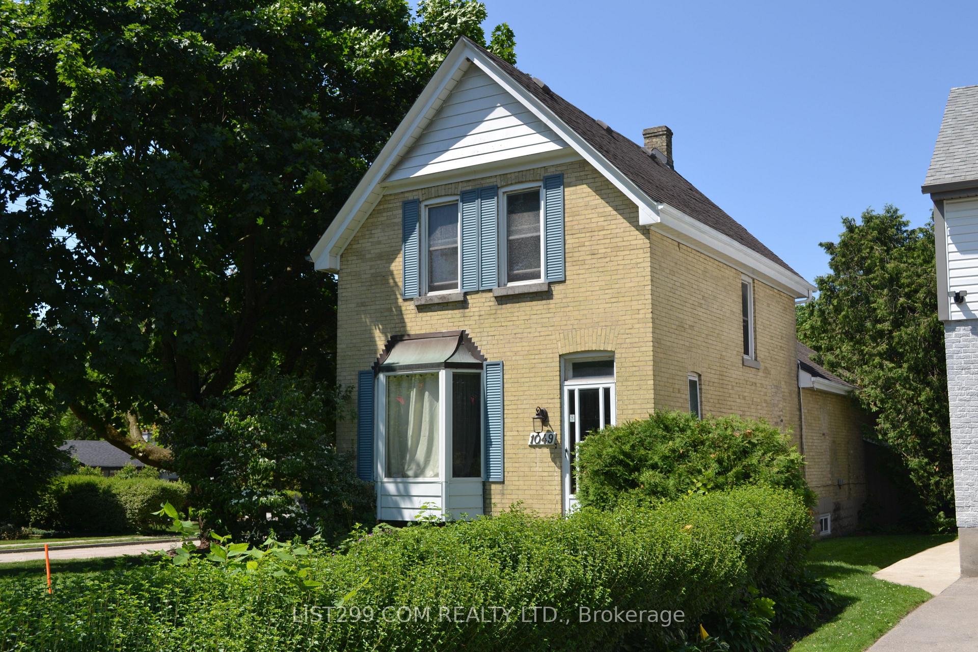 Photo of 1049 Talbot Street