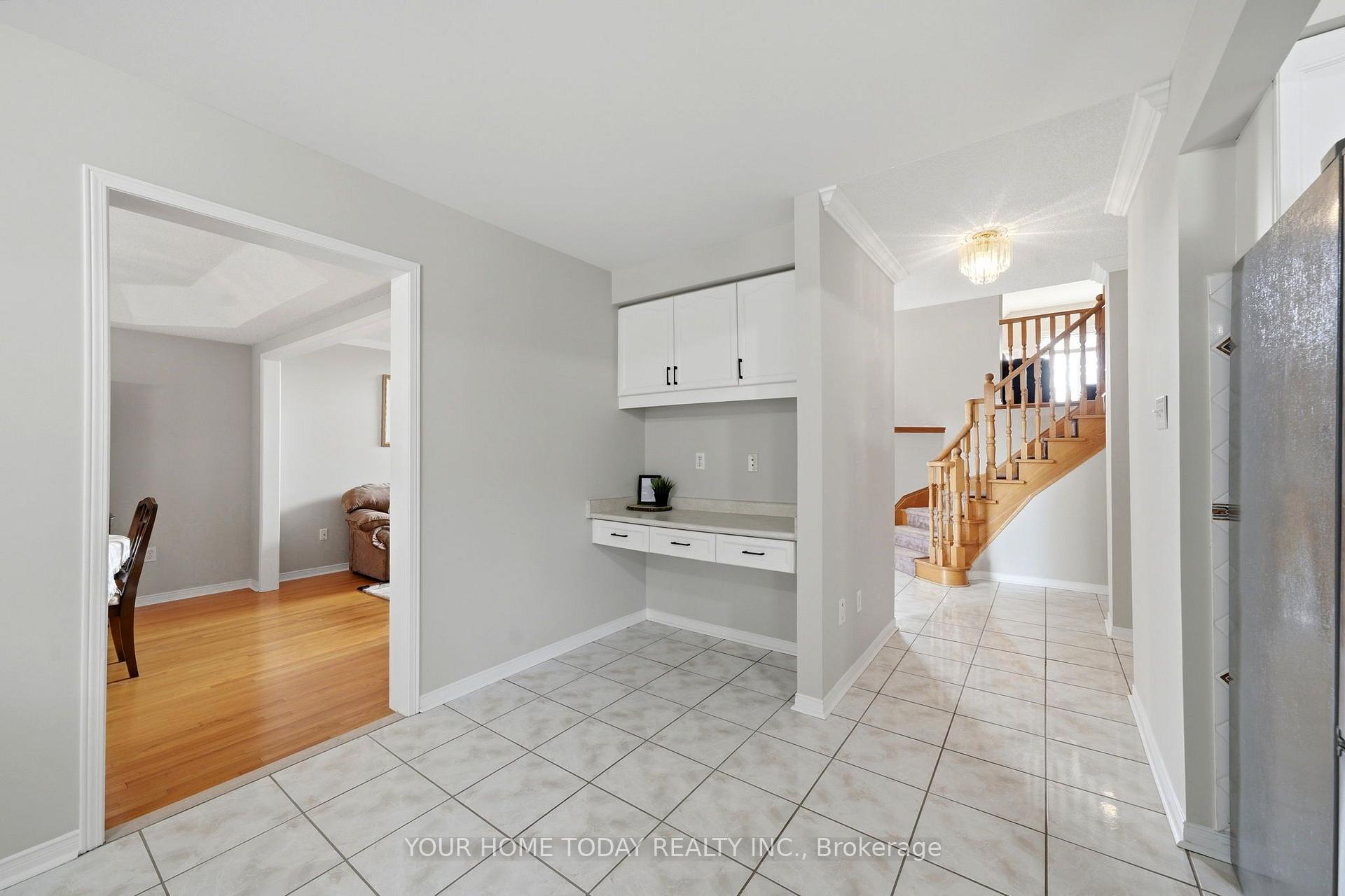 Photo 15 of 58 Chester Crescent, Halton Hills, Georgetown — HOMEH