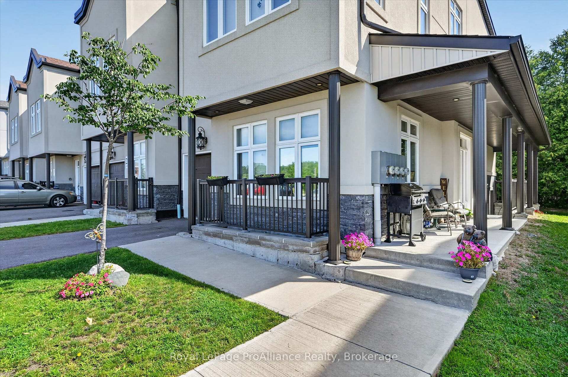 Photo 5 of Unit 16, 550 Brealey Drive, Peterborough, Otonabee Ward 1 — HOMEH