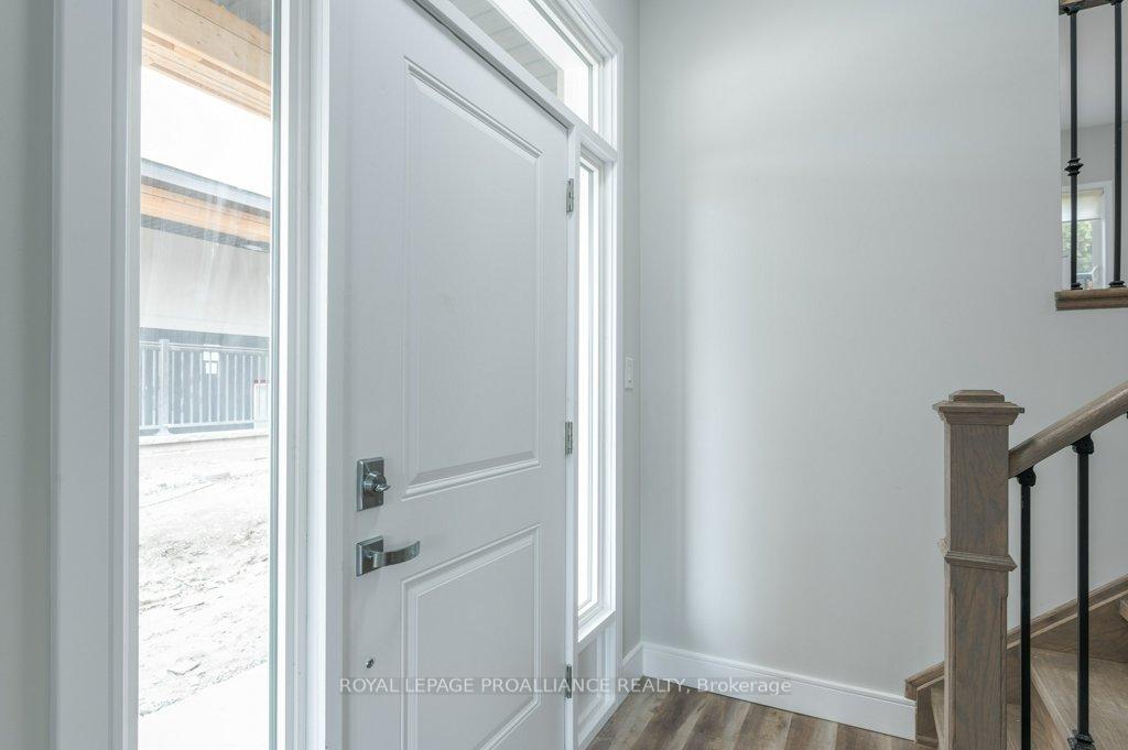 Photo 6 of Unit 16, 550 Brealey Drive, Peterborough, Otonabee Ward 1 — HOMEH