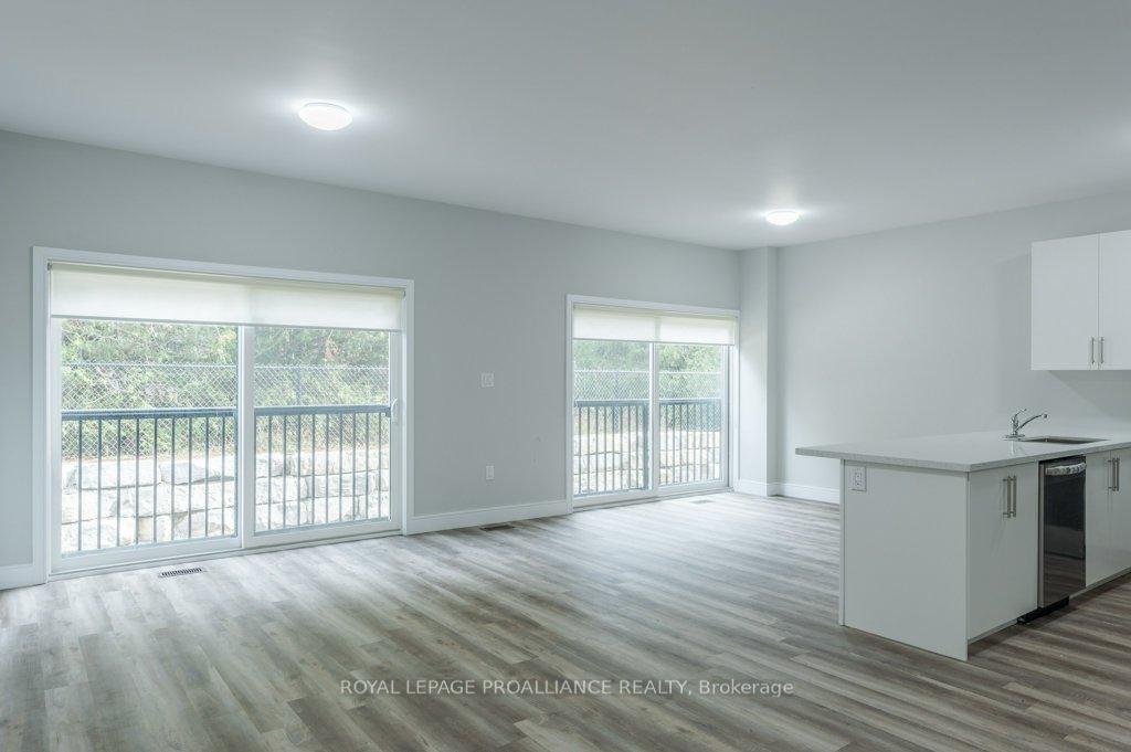 Photo 15 of Unit 16, 550 Brealey Drive, Peterborough, Otonabee Ward 1 — HOMEH