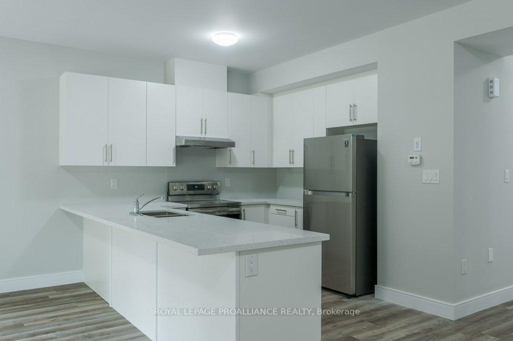 Photo 16 of Unit 16, 550 Brealey Drive, Peterborough, Otonabee Ward 1 — HOMEH