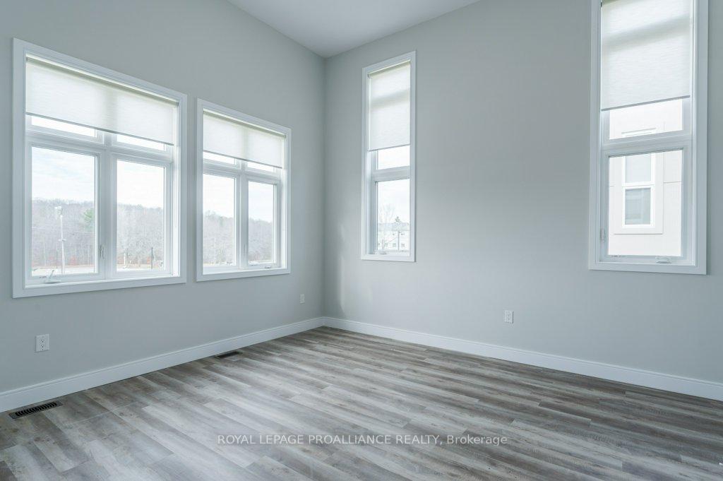 Photo 25 of Unit 16, 550 Brealey Drive, Peterborough, Otonabee Ward 1 — HOMEH