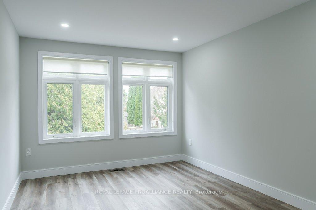 Photo 33 of Unit 16, 550 Brealey Drive, Peterborough, Otonabee Ward 1 — HOMEH