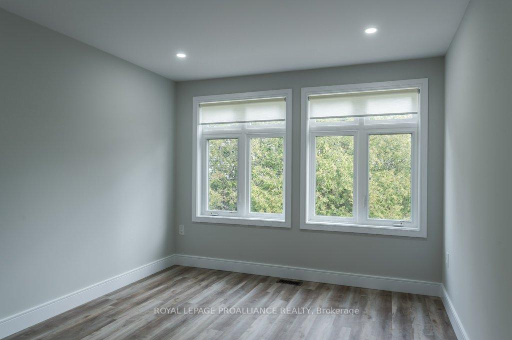 Photo 35 of Unit 16, 550 Brealey Drive, Peterborough, Otonabee Ward 1 — HOMEH