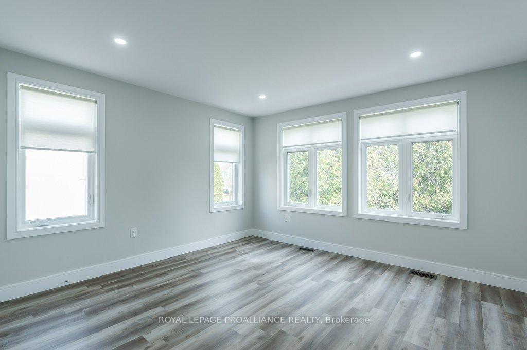 Photo 38 of Unit 16, 550 Brealey Drive, Peterborough, Otonabee Ward 1 — HOMEH