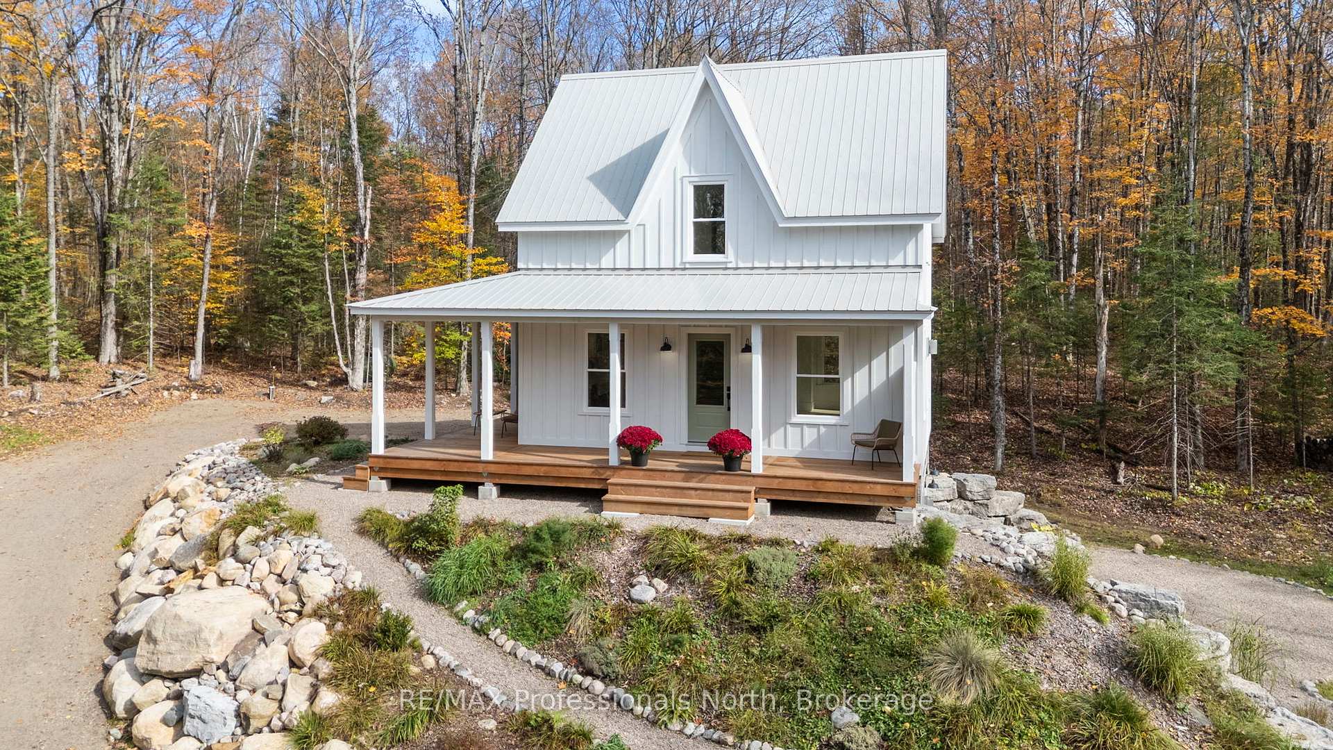 Photo 2 of 1704 Voicey Road, Minden Hills, Minden — HOMEH