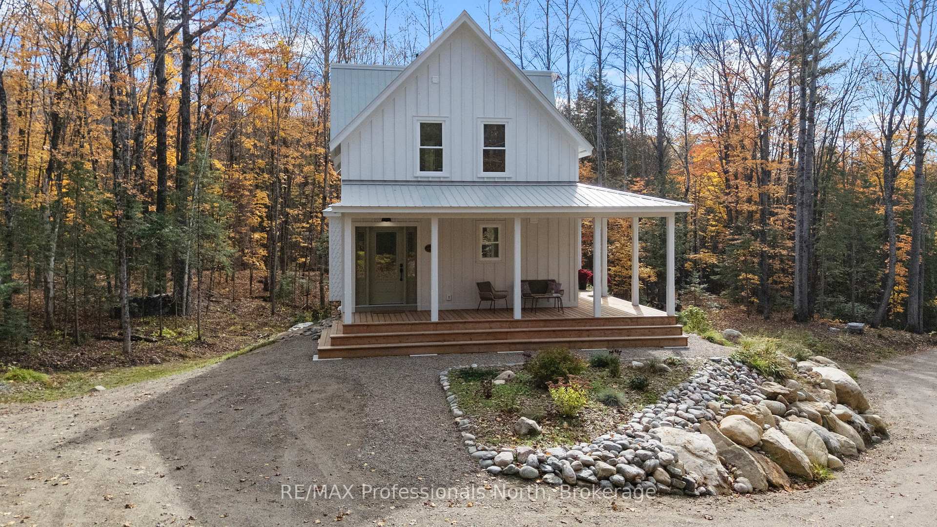 Photo 4 of 1704 Voicey Road, Minden Hills, Minden — HOMEH