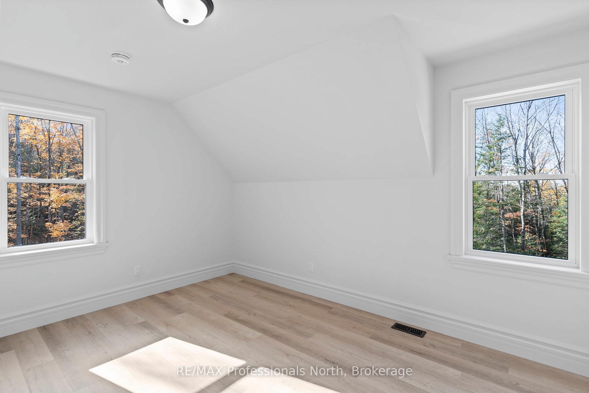 Photo 28 of 1704 Voicey Road, Minden Hills, Minden — HOMEH