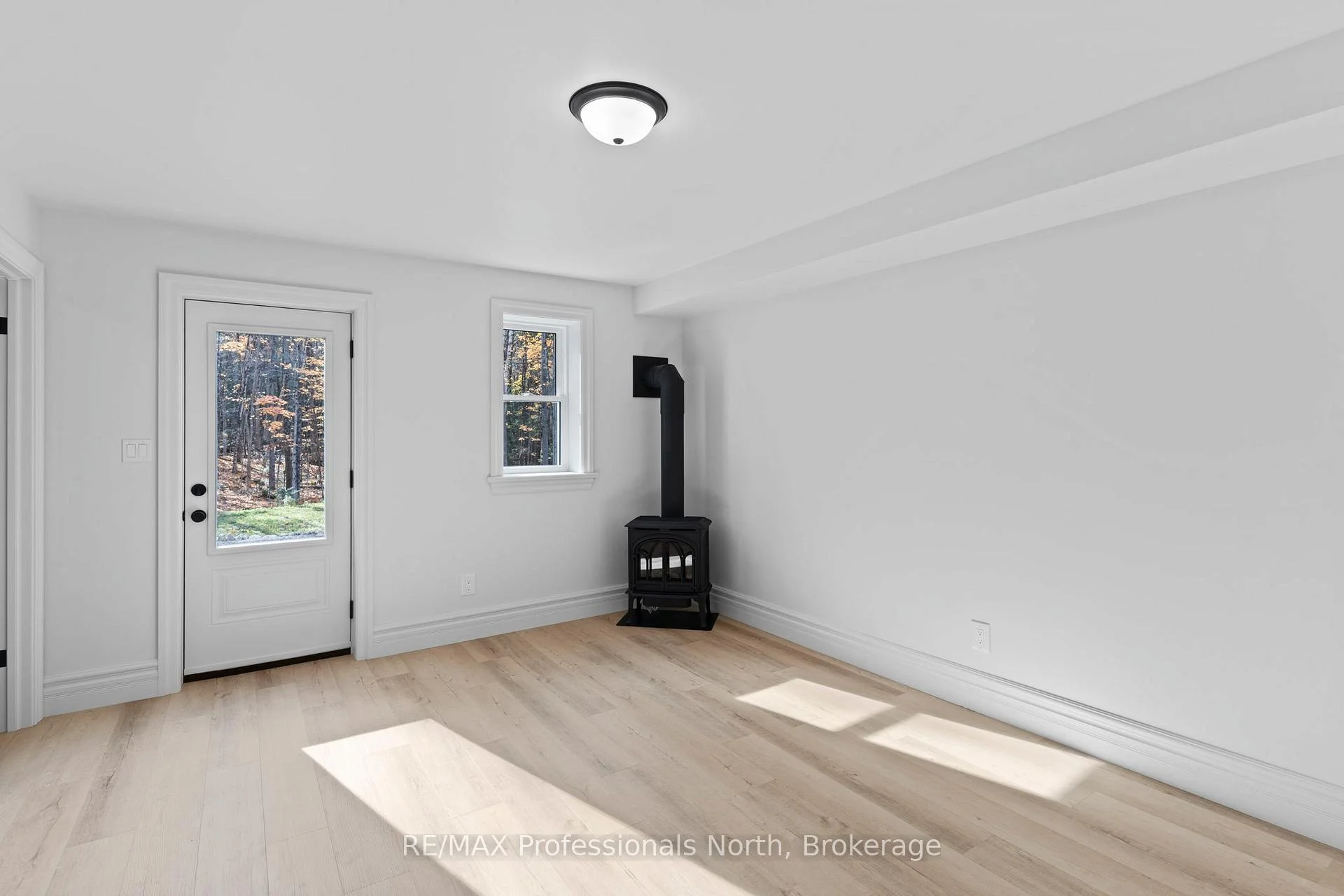 Photo 35 of 1704 Voicey Road, Minden Hills, Minden — HOMEH