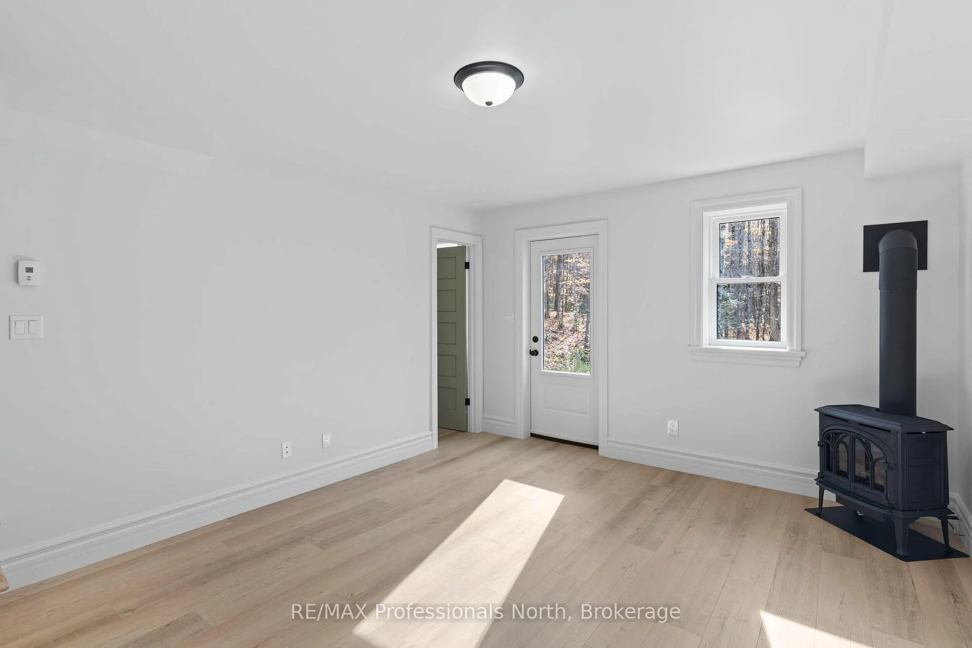 Photo 36 of 1704 Voicey Road, Minden Hills, Minden — HOMEH