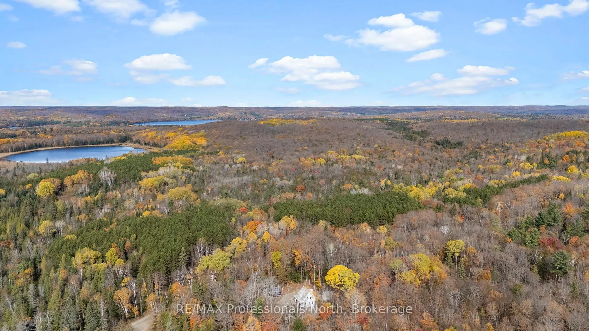 Photo 52 of 1704 Voicey Road, Minden Hills, Minden — HOMEH