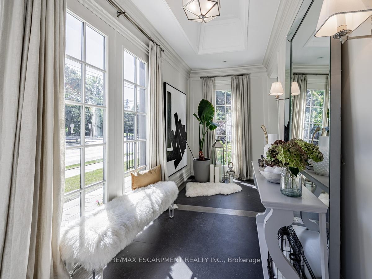 Photo 6 of 393 Maple Grove Drive, Oakville, Morrison — HOMEH
