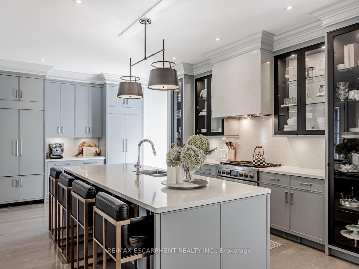 Photo 17 of 393 Maple Grove Drive, Oakville, Morrison — HOMEH