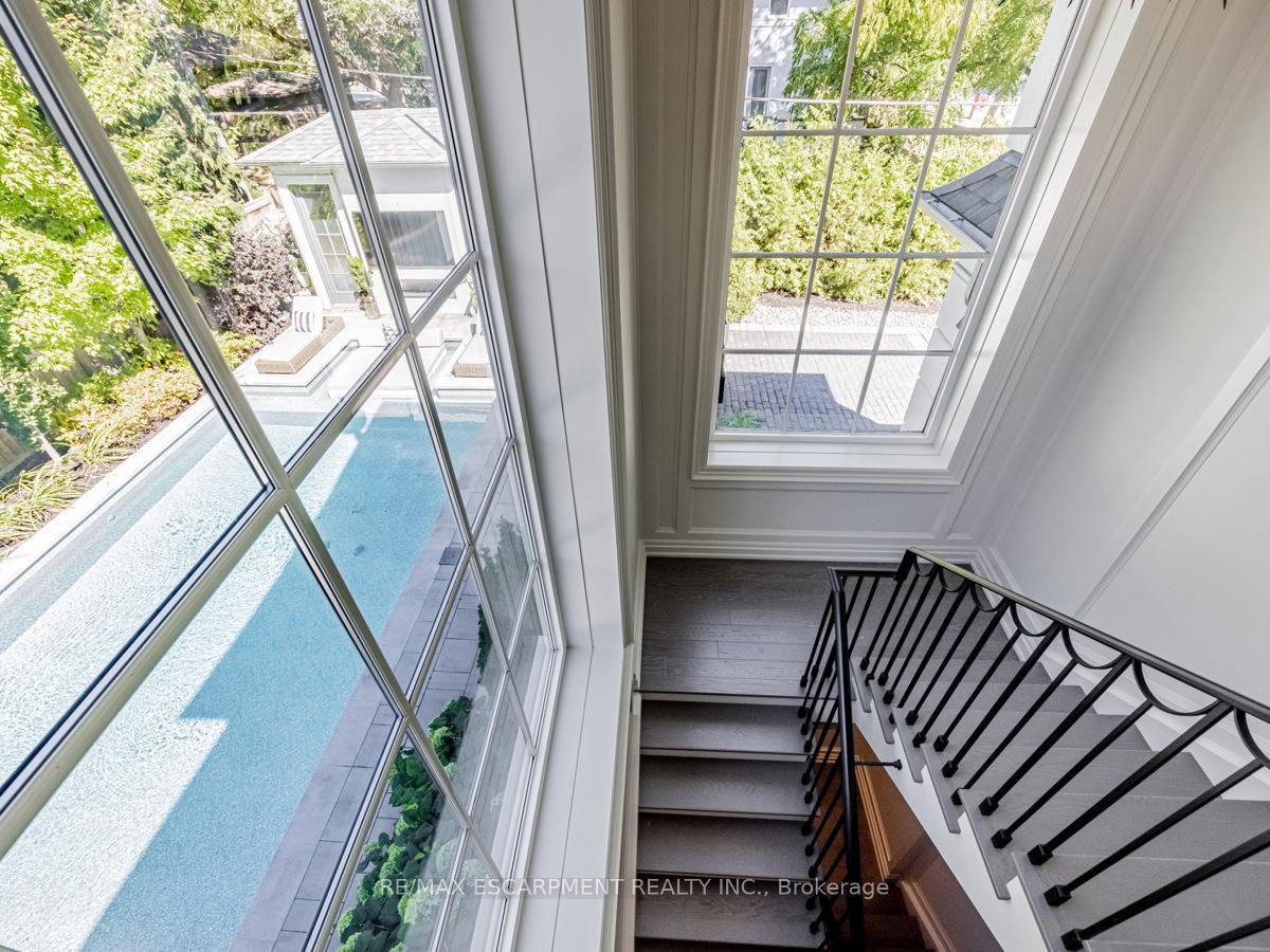 Photo 25 of 393 Maple Grove Drive, Oakville, Morrison — HOMEH