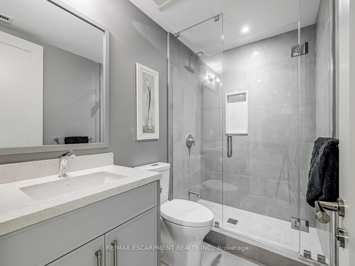Photo 44 of 393 Maple Grove Drive, Oakville, Morrison — HOMEH
