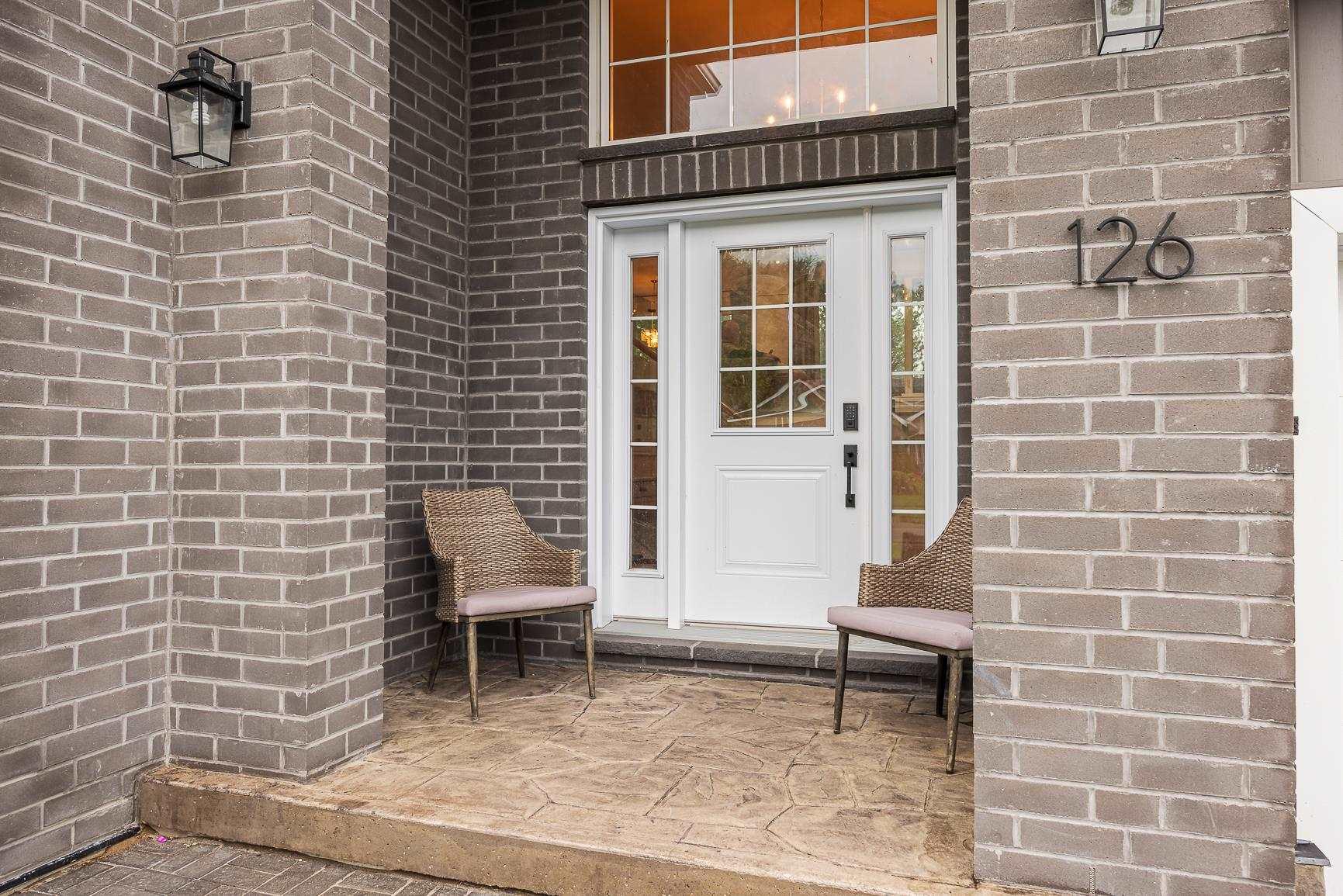 Photo 3 of 126 Queensgate Boulevard, Sault Ste Marie, Ward 1 — HOMEH